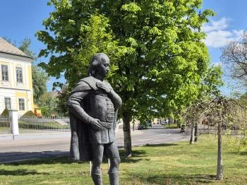 Grassalkovich Antal szobra Hatvan