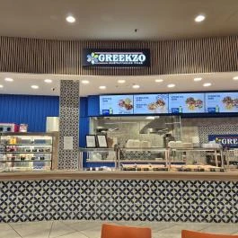Greekzo görög gyorsétterem - Auchan, Budaörs Budaörs - Belső