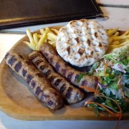 Grill Mánia Budapest - Étel/ital