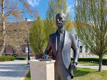 Gróf Bethlen István szobra Nagykanizsa