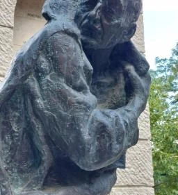 Gróf Esterházy János emlékmű