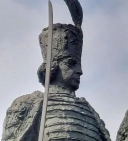 Galánthai Gróf Eszterházy József Antal lovasszobra