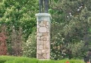 Galánthai Gróf Eszterházy József Antal lovasszobra Tatabánya