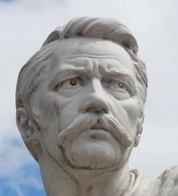 Gróf Károlyi István szobor