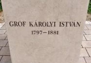 Gróf Károlyi István szobor Fót