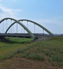 Gróf Szapáry Gyula emléktáblája