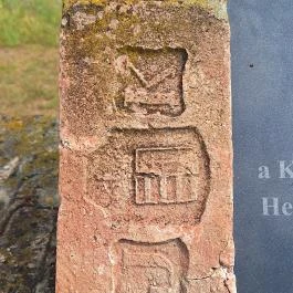 Gróf Szapáry Gyula emléktáblája, Tiszabura - Egyéb