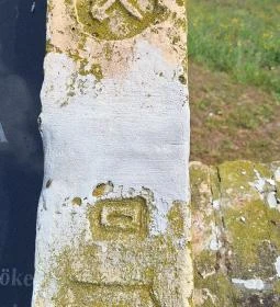 Gróf Szapáry Gyula emléktáblája