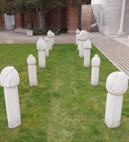 Gül Baba Türbe és Rózsakert