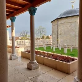 Gül Baba Türbe és Rózsakert Budapest - Külső kép