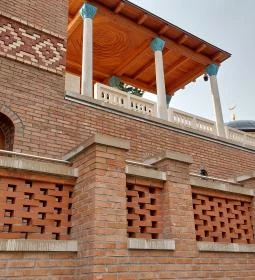 Gül Baba Türbe és Rózsakert