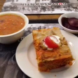 Gulyáskantin Budapest - Étel/ital