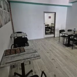 Guri Sörminta Keleti Budapest - Belső