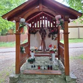 Gyógyító Kövek, Bükkszentkereszt - Külső kép