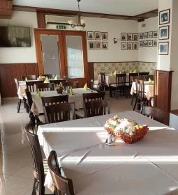 Györgyey Kastély Étterem & Panzió