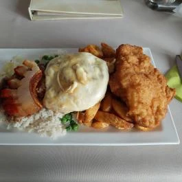 Györgyey Kastély Étterem & Panzió Tápiógyörgye - Étel/ital