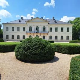 Győry-kastély Perkáta - Külső kép