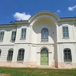 Győry-kastély, Perkáta - Külső kép