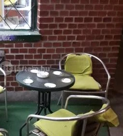 Gyula Bácsi Piccolo Sörbárja & Lottózója