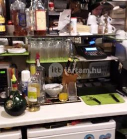 Gyula Bácsi Piccolo Sörbárja & Lottózója