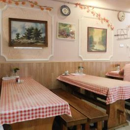 Gyuri Bácsi Konyhája Budapest - Belső