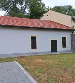 Gyürky-Solymossy Kastély