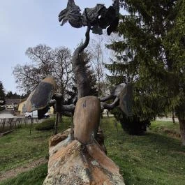 Háborúk áldozatai Csesztve - Külső kép