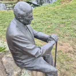 Habsburg Ottó szobra Feked - Egyéb