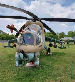 Haditechnikai Park Zánka