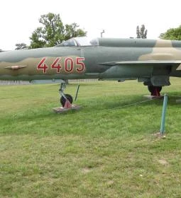 Haditechnikai Park Zánka