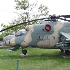 Haditechnikai Park Zánka Zánka - Külső kép