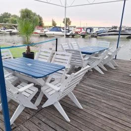 Hajóborda Bisztró, Abádszalók - Belső