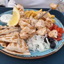 Hajóborda Bisztró, Abádszalók - Étel/ital