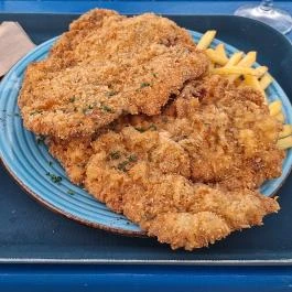 Hajóborda Bisztró, Abádszalók - Étel/ital