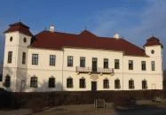 Hajósi Barokk Kastély Hajós