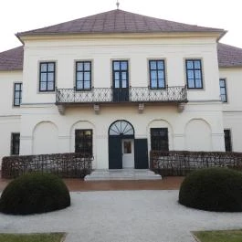 Hajósi Barokk Kastély Hajós - Külső kép