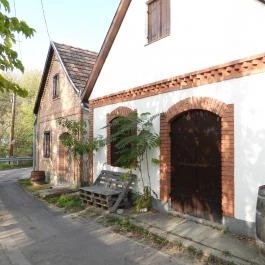 Hajósi pincefalu Hajós - Külső kép