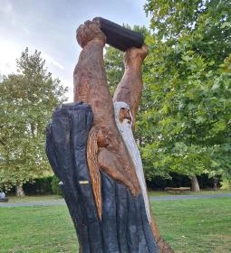 Haláp, az óriáslány