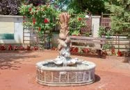 Halas díszkút Tiszaalpár