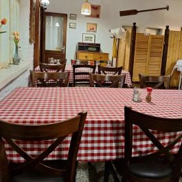 Halra Bor Étterem, Rakamaz - Belső