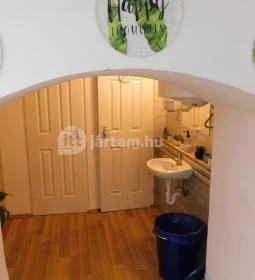 Happy Panda - Vas utca