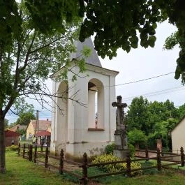 Harangláb Teleki - Külső kép