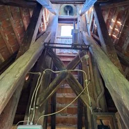 Harangláb, Szilvágy - Belső