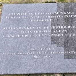 Harangláb Zengővárkony - Egyéb