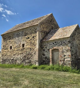 Haraszti pusztai templom