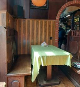 Három Fenyő Étterem