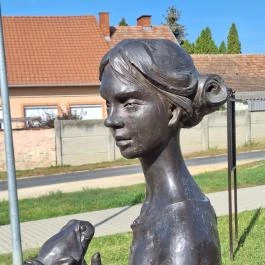 Három gyermek, Fertőszentmiklós - Egyéb