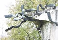 Három tavasz-szobor Kecskemét