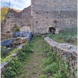 Háromhegyi Pálos templom-és kolostorrom Martonyi - Külső kép