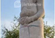 A hatházi kun kőasszony Kiskunlacháza